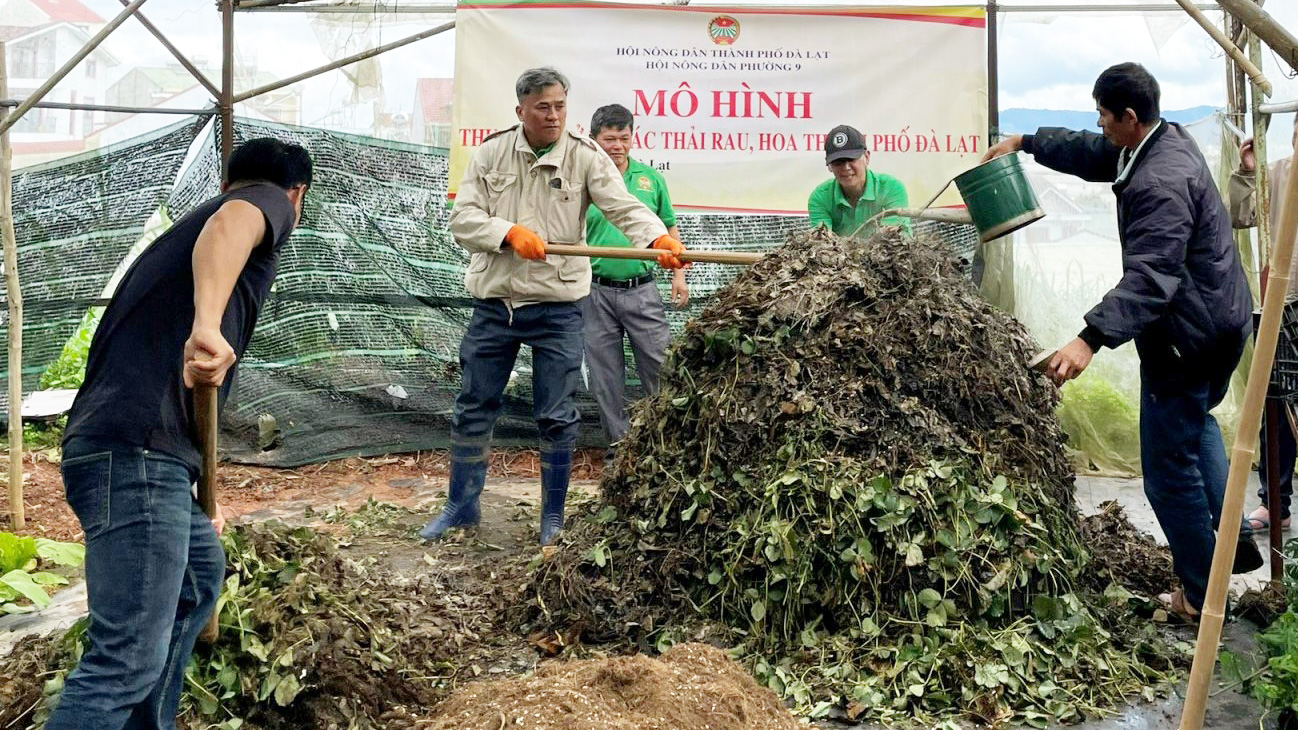 Biến phụ phẩm thành phân hữu cơ