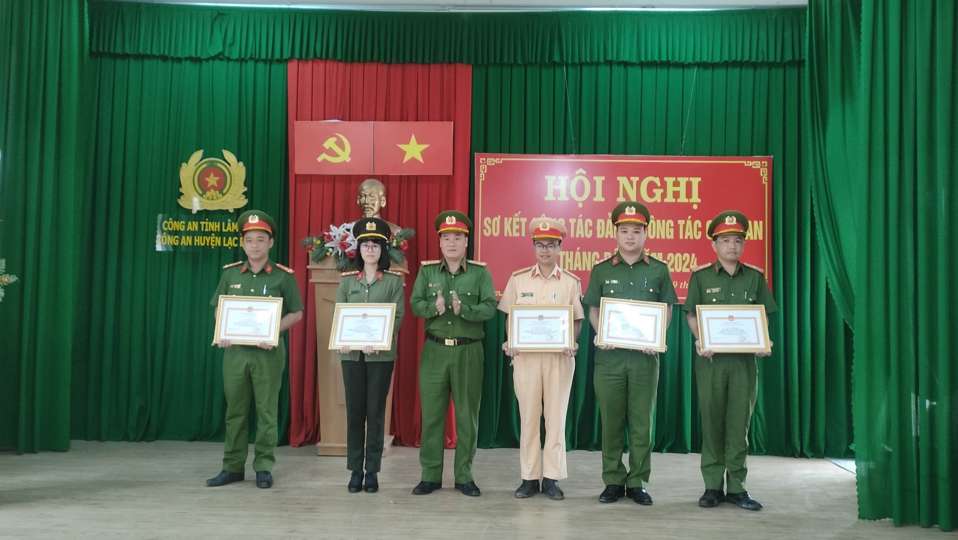 Công an huyện Lạc Dương tích cực triển khai Đề án 06