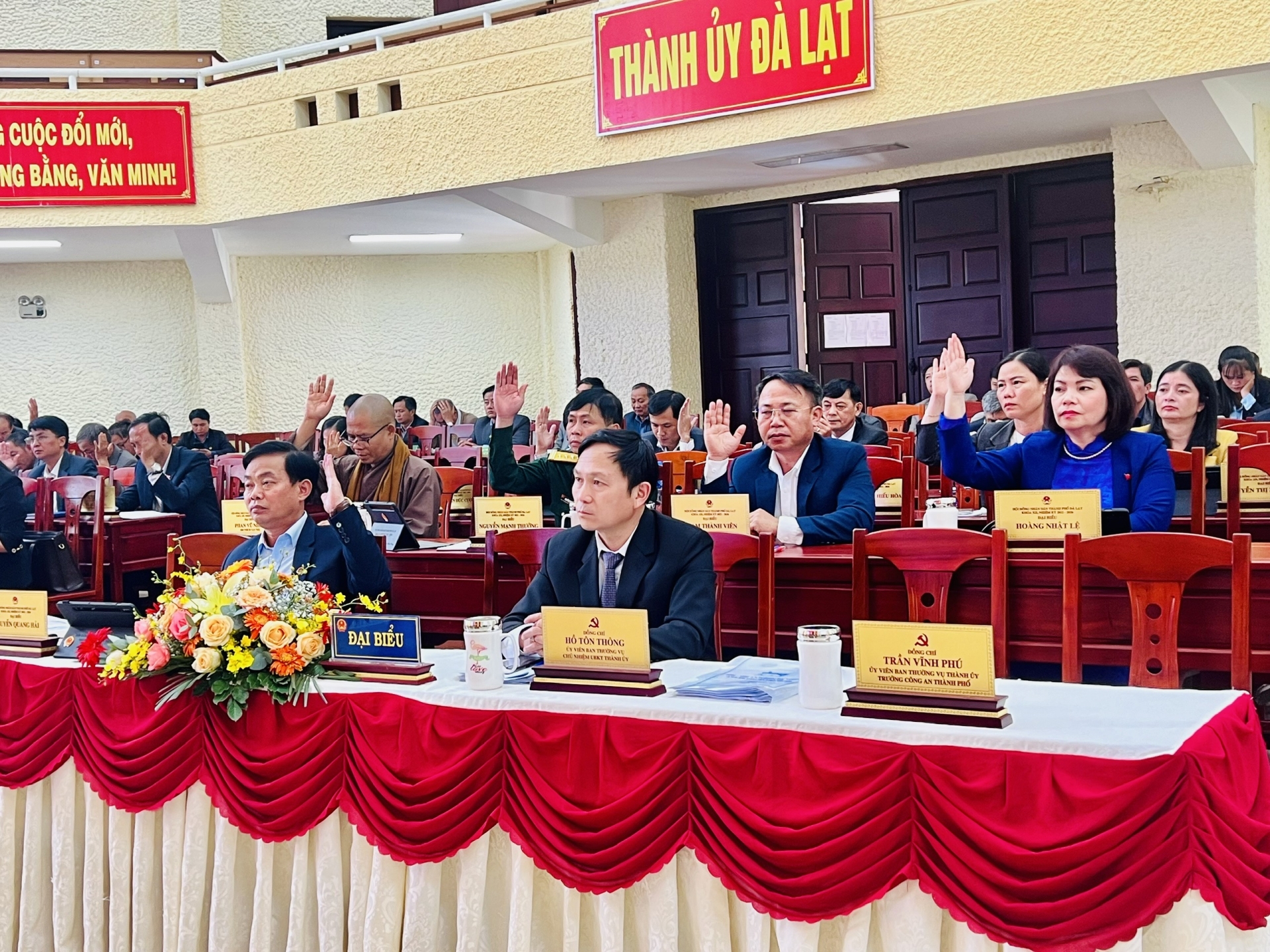 Đại biểu HĐND TP Đà Lạt chất vấn nhiều vấn đề cử tri quan tâm