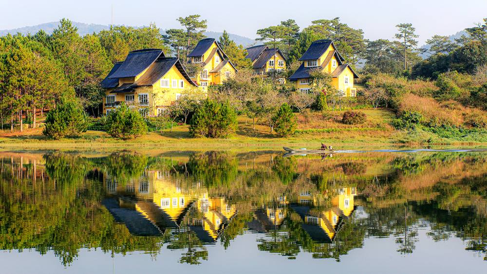 Một thoáng hồ Tuyền Lâm