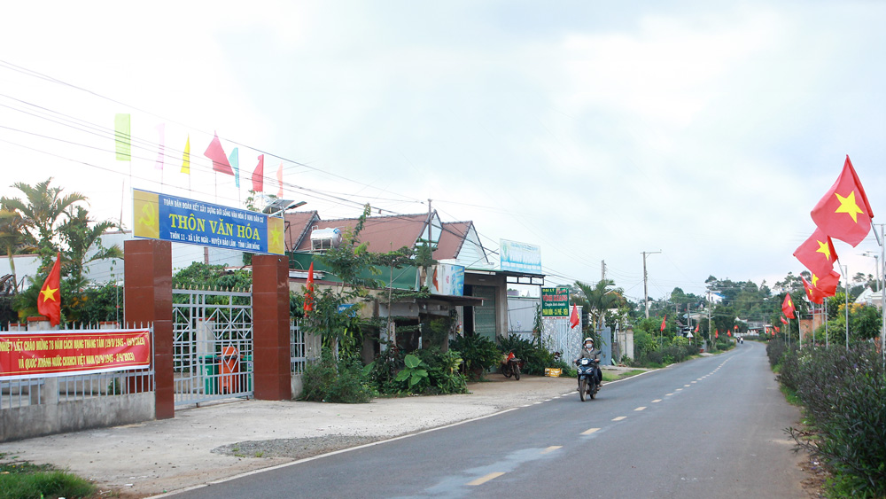 Chung niềm vui ngày Tết Độc lập