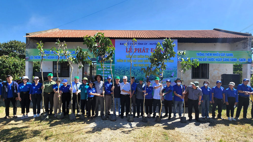 Phát động trồng cây hưởng ứng chương trình trồng 50 triệu cây xanh trên địa bàn tỉnh Lâm Đồng