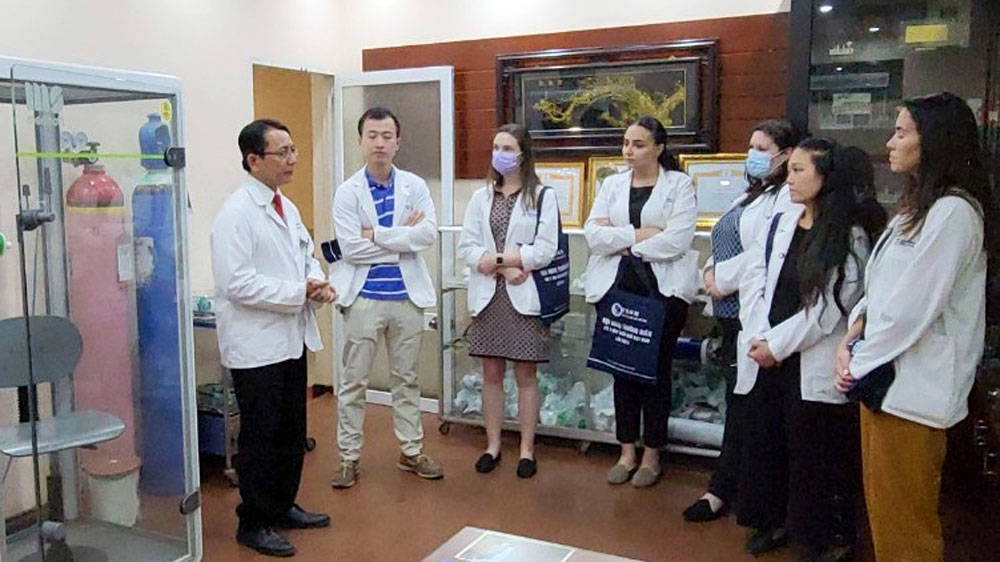 GS-TSKH -BS Dương Quý Sỹ nhận danh hiệu Nhà quản lý và Nhà khoa học tiêu biểu Châu Á - Thái Bình Dương