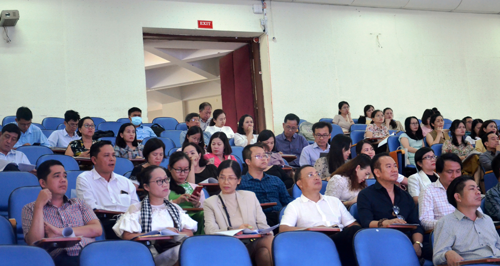 Giảng dạy về giới, bình đẳng giới là nhiệm vụ bắt buộc trong xu thế phát triển của xã hội
