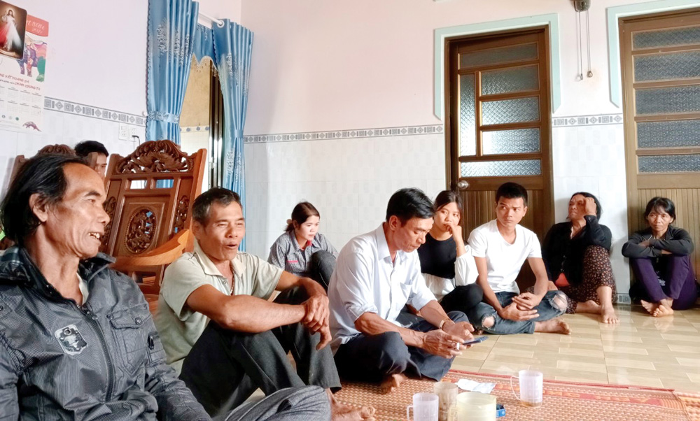 Vì sự bình yên của buôn làng