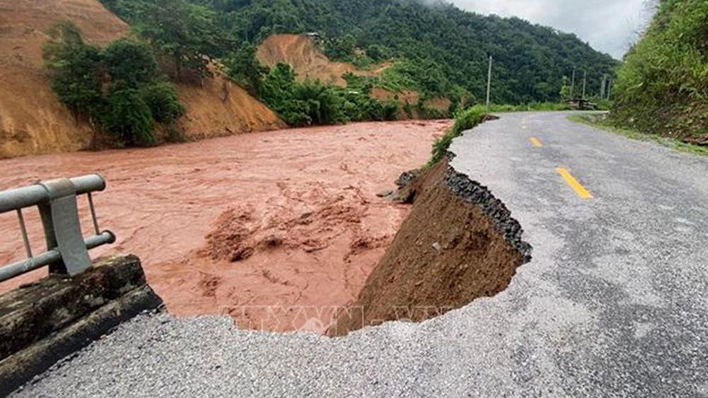 Thời tiết ngày 4/8: Bắc Bộ, Tây Nguyên và Nam Bộ có mưa to và dông