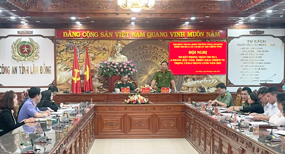 Tiếp tục đẩy mạnh học tập và làm theo tư tưởng, đạo đức, phong cách Hồ Chí Minh