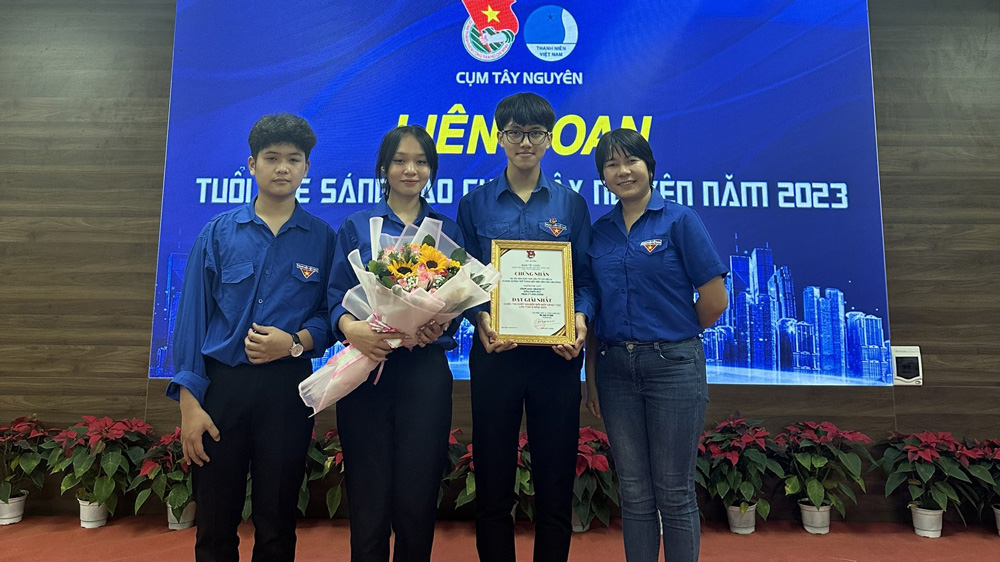 Độc đáo tinh dầu từ cây đô la