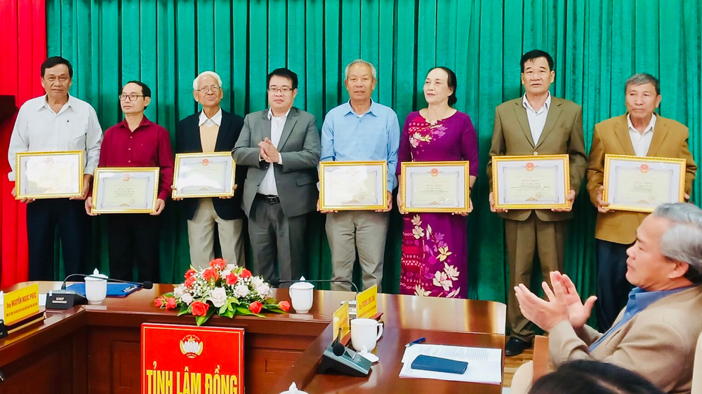 Phong trào ''Người cao tuổi làm kinh tế giỏi'' đi vào cuộc sống