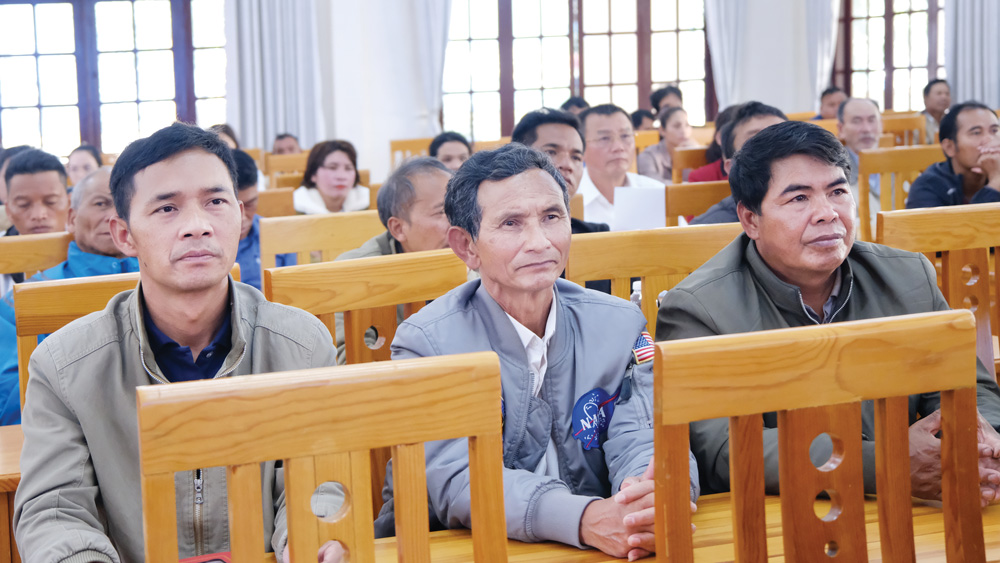 Tuyên truyền về biển, đảo sâu rộng trong vùng DTTS