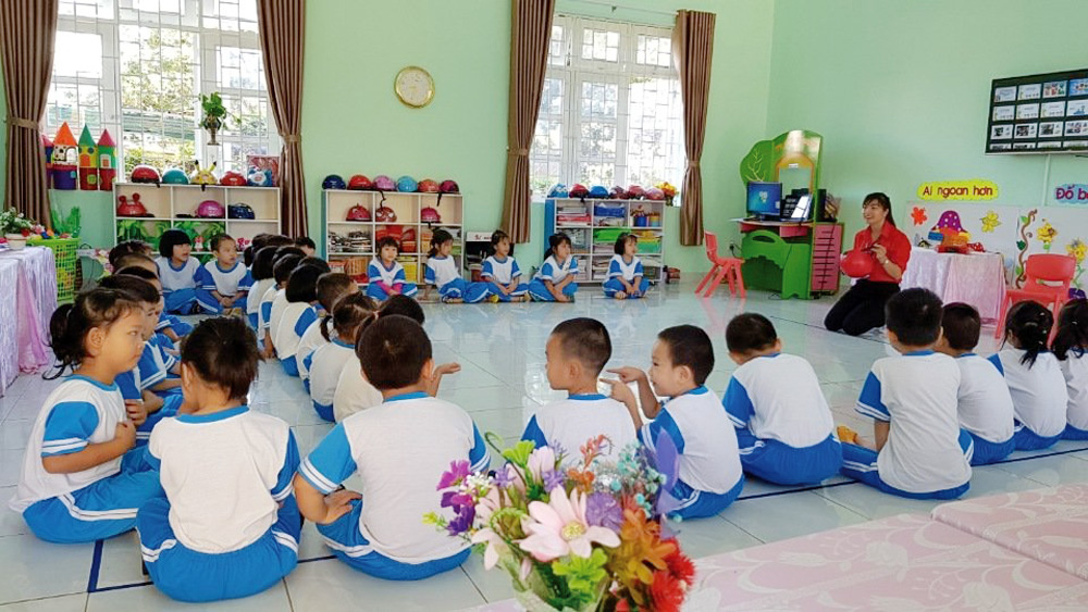 Công đoàn tại trường học mang tên một loài hoa