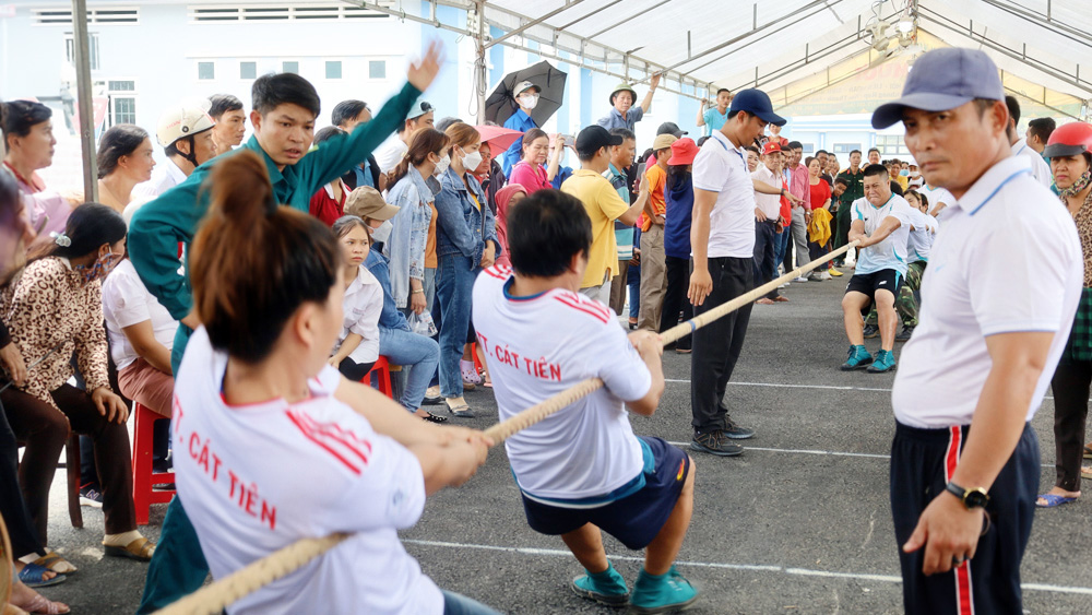 Cát Tiên: Chú trọng đầu tư, xây dựng hệ thống thiết chế văn hóa - thể thao cơ sở