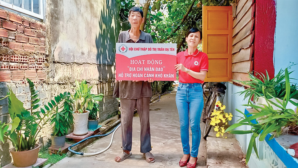 Người phụ nữ hết lòng với công tác thiện nguyện