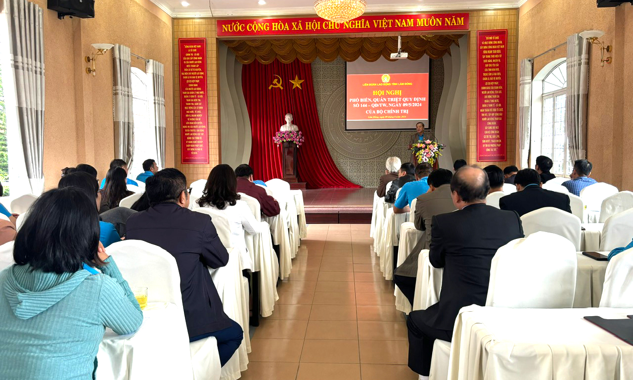 Quán triệt và triển khai thực hiện Quy định số 144 của Bộ Chính trị trong cán bộ công đoàn