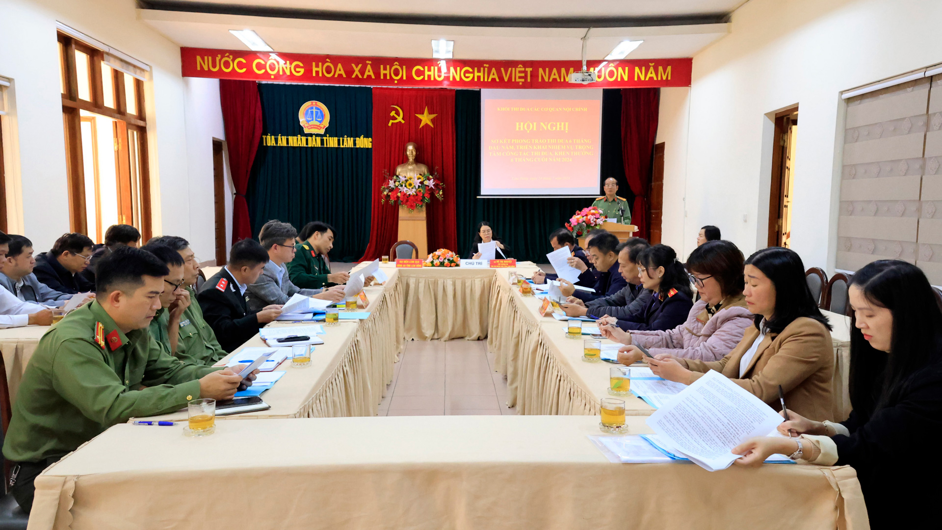 Các cơ quan Nội chính tỉnh thực hiện tốt phong trào thi đua
