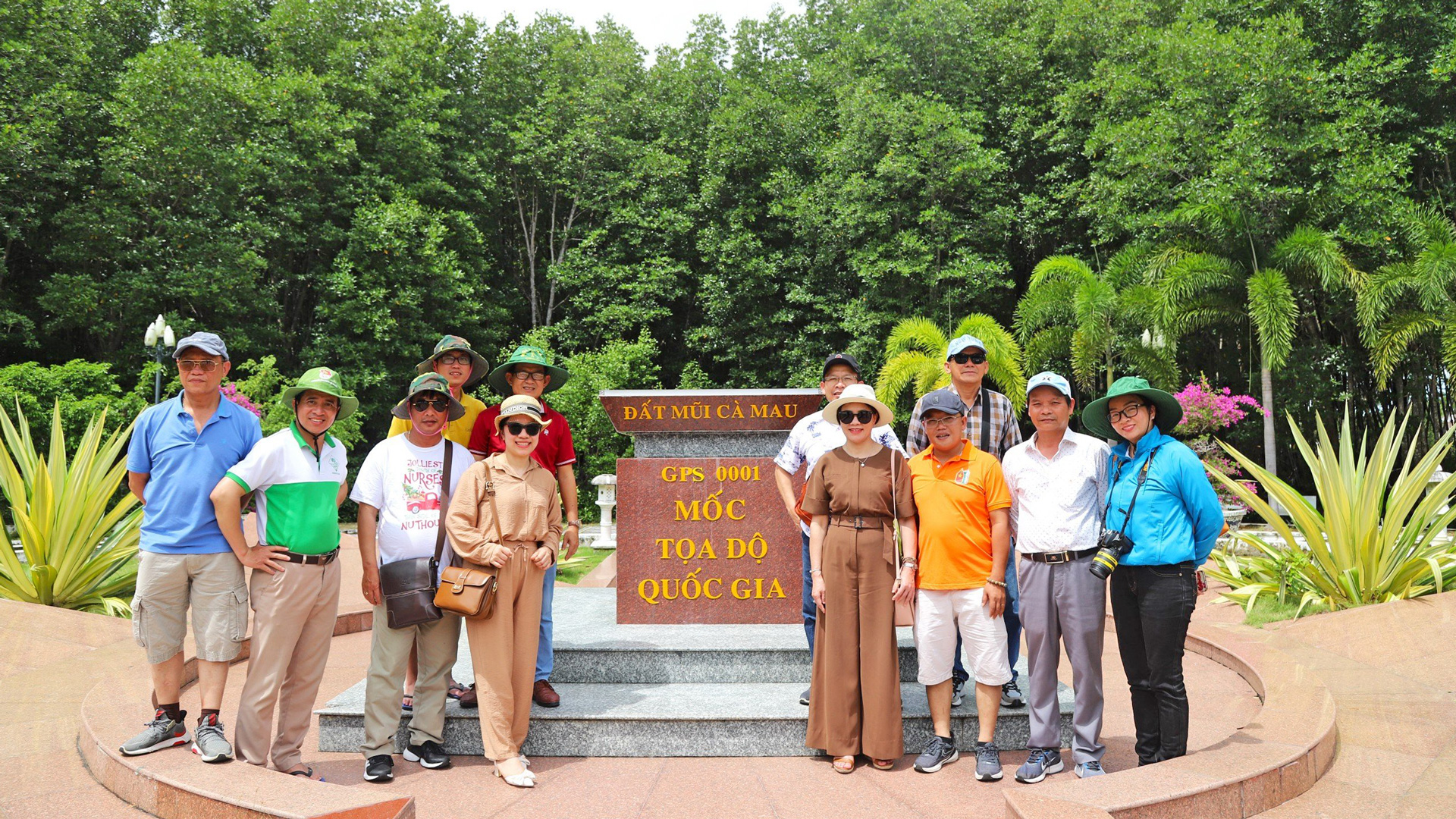 KỶ NIỆM 47 NĂM NGÀY BÁO LÂM ĐỒNG PHÁT HÀNH SỐ ĐẦU TIÊN (19/8/1977 - 19/8/2024): Nghề báo với những chuyến đi