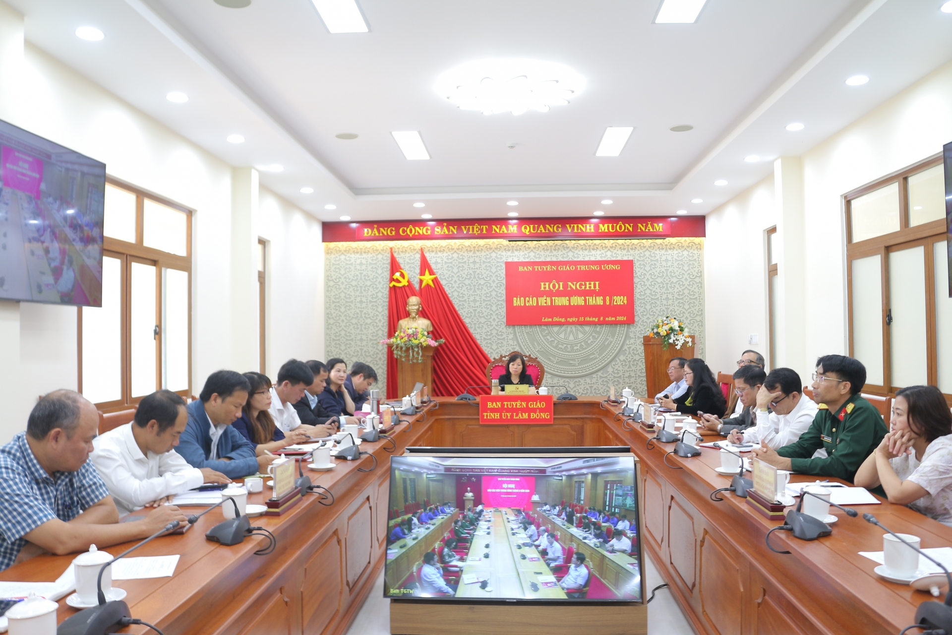Hội nghị Báo cáo viên Trung ương tháng 8/2024