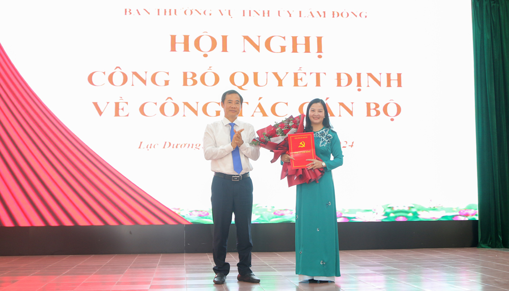 Đồng chí Trần Thị Chúc Quỳnh được điều động, chỉ định giữ chức vụ Bí thư Huyện ủy Lạc Dương
