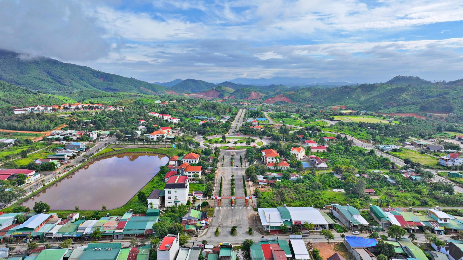 Bức tranh nông nghiệp Ðam Rông tươi mới hơn