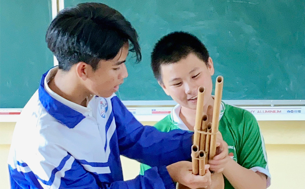Đảng viên K’Thư - học giỏi, yêu văn hóa Mạ