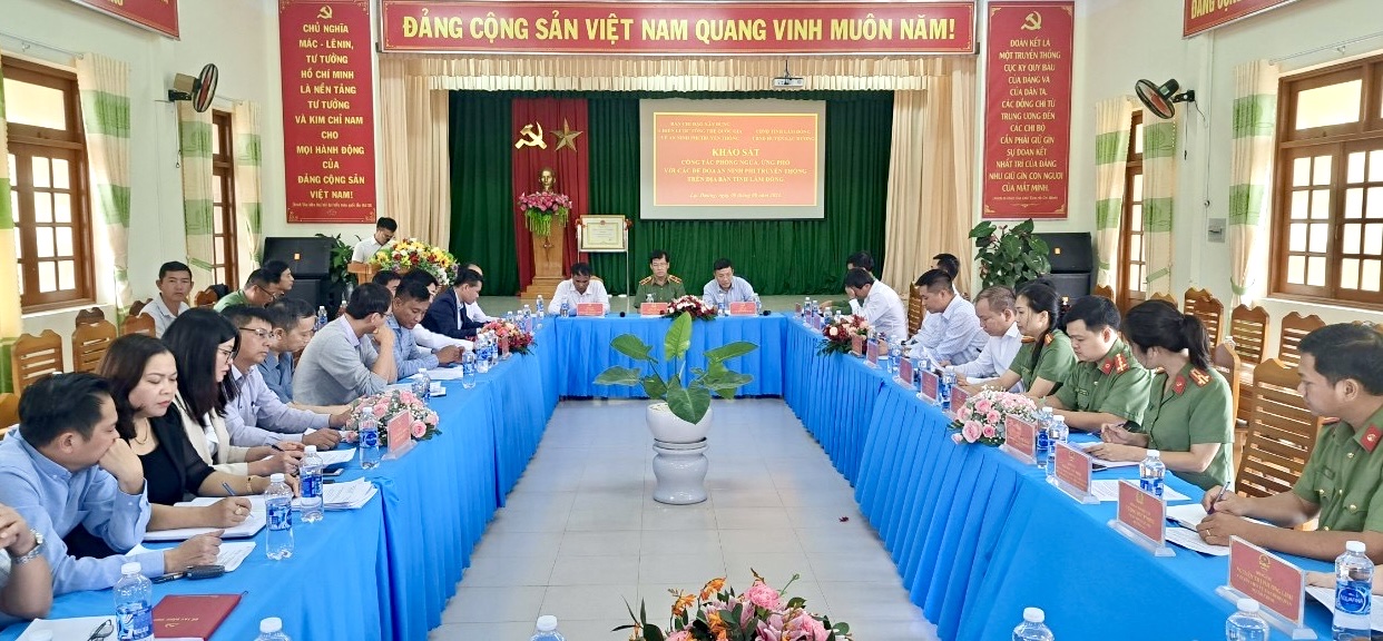 Khảo sát công tác phòng ngừa, ứng phó với các đe dọa an ninh phi truyền thống trên địa bàn huyện Lạc Dương