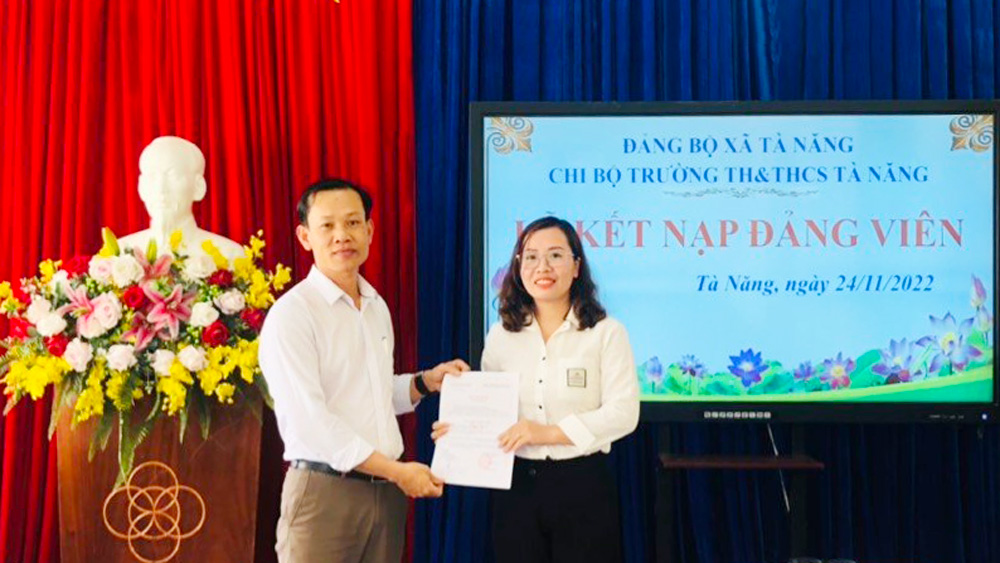 Tà Năng tăng cường công tác xây dựng, chỉnh đốn Đảng