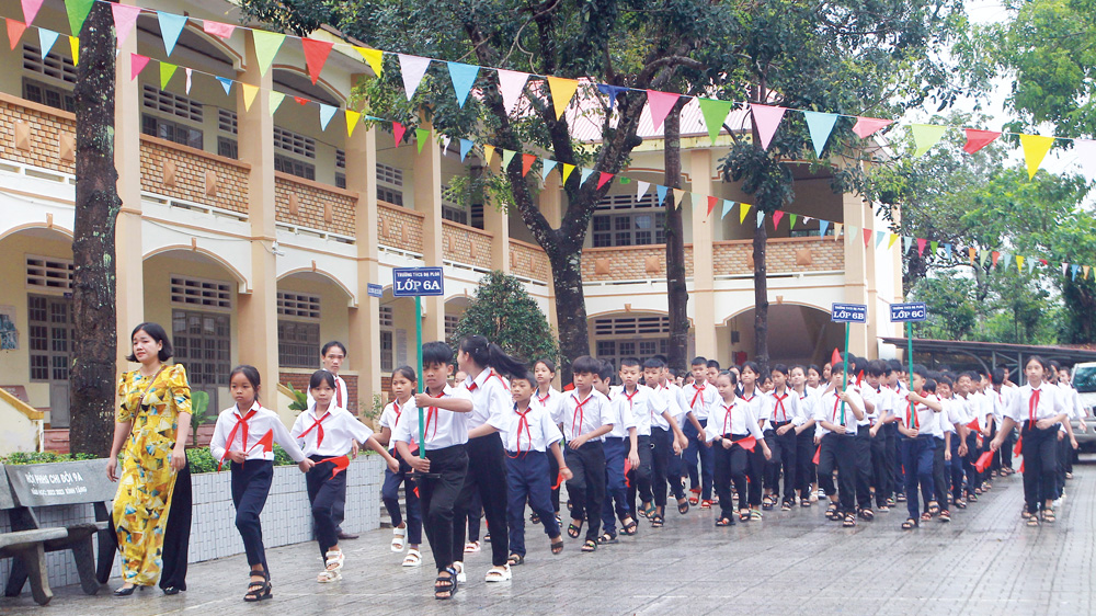 Xây dựng “Trường học kiểu mẫu xanh, sạch, đẹp, an toàn”