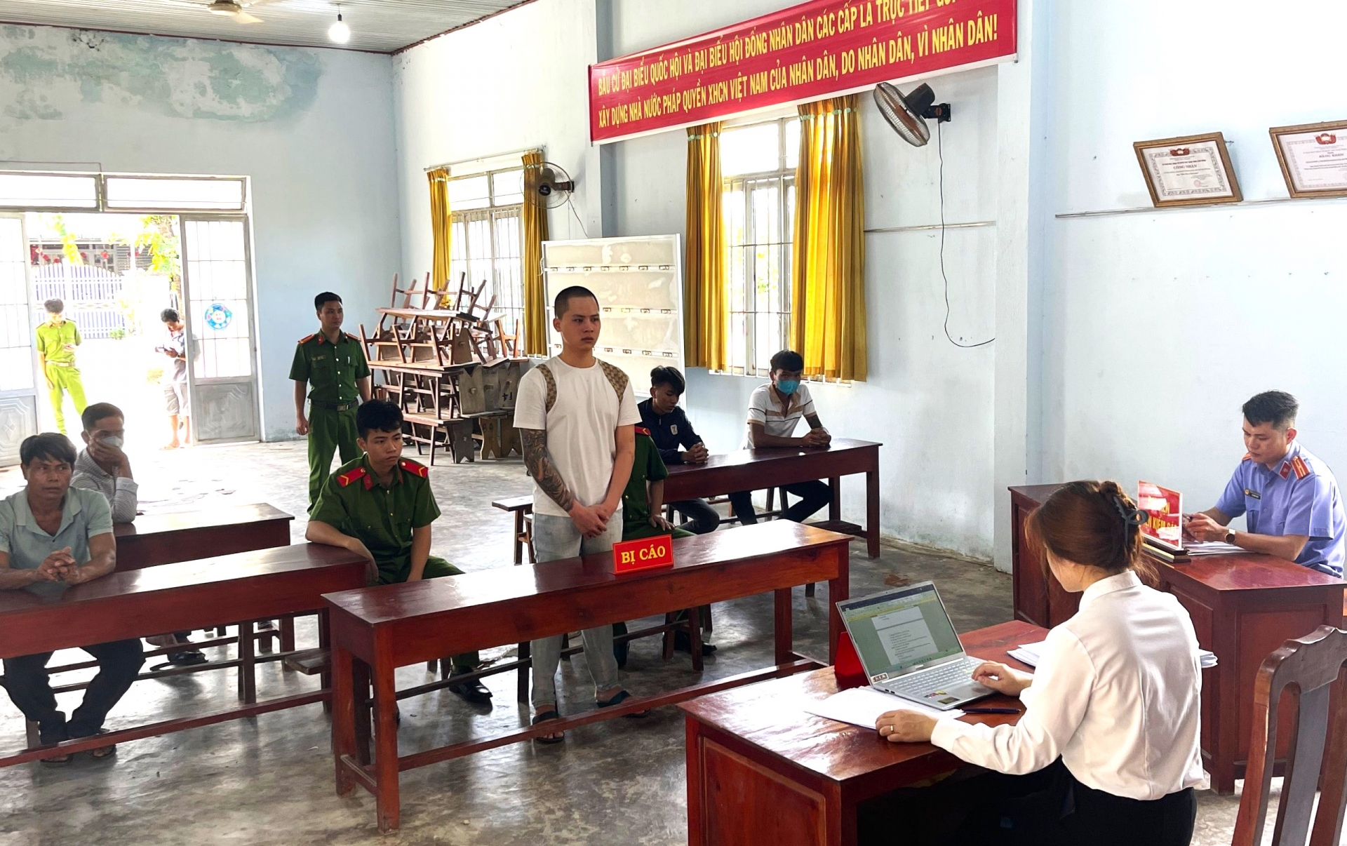 Đạ Huoai: Tàng trữ trái phép chất ma túy, nam thanh niên 22 tuổi lãnh án tù