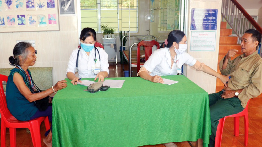 Trung tâm Y tế Cát Tiên đẩy mạnh công tác xã hội, từ thiện