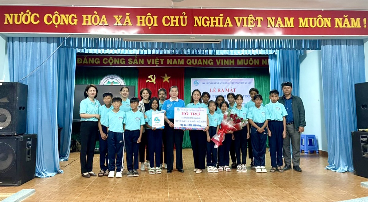 Lạc Dương: Ra mắt Câu lạc bộ ''Thủ lĩnh của sự thay đổi'' trong trường học