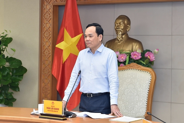 Quyết liệt hơn trong tuần tra, xử lý nghiêm vi phạm giao thông