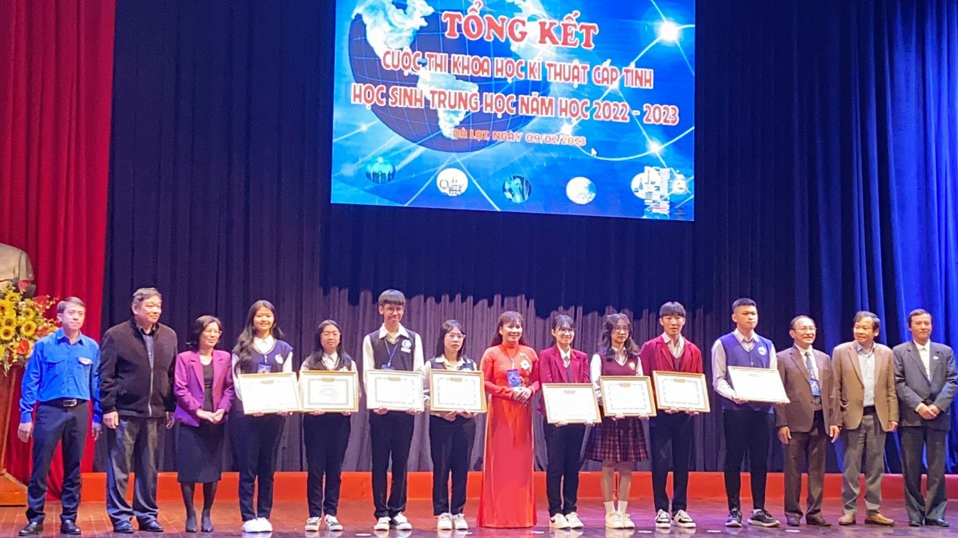 Để học sinh đam mê nghiên cứu khoa học