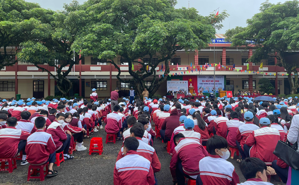 Ra mắt Mô hình Cổng trường an toàn giao thông