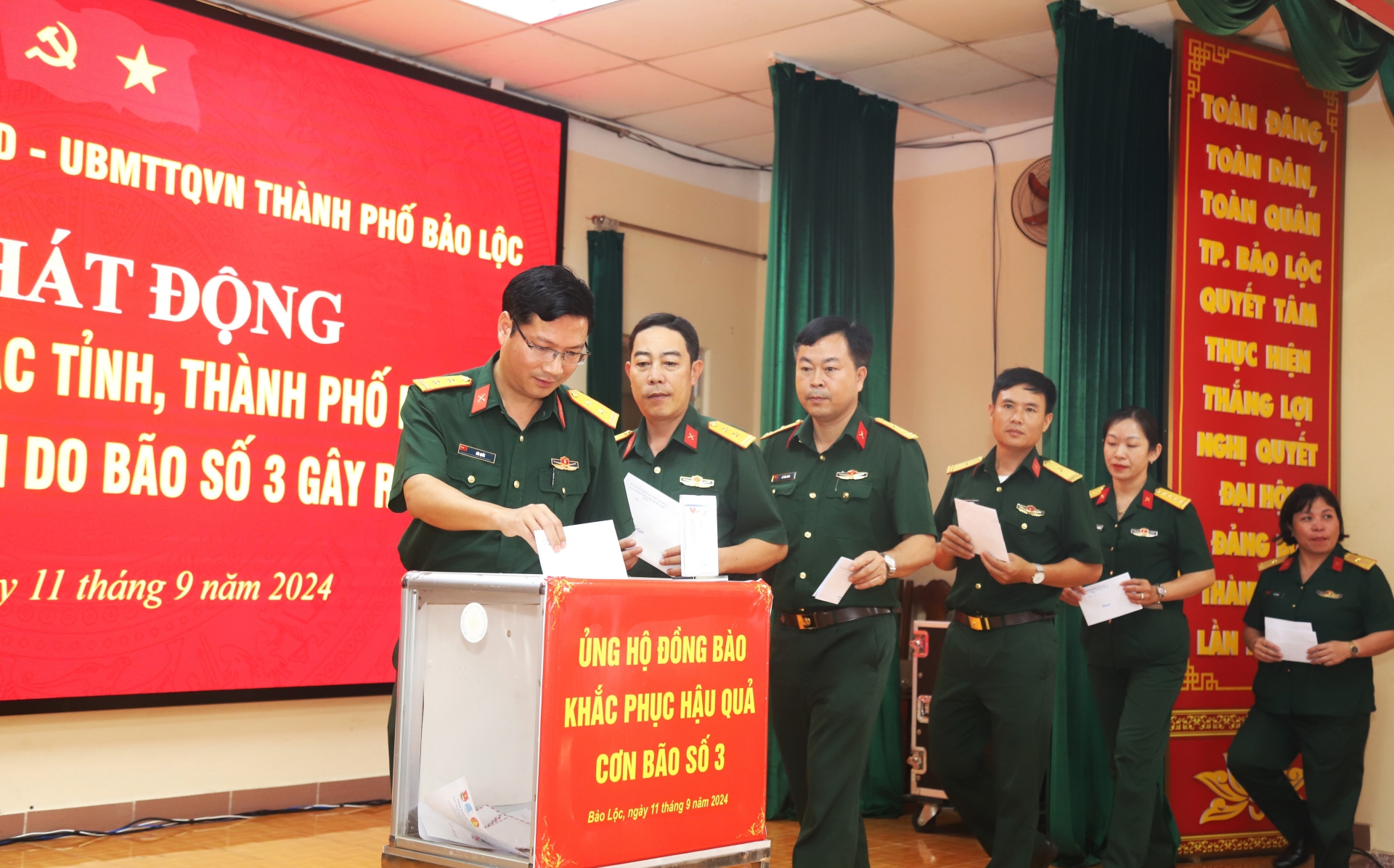 Bảo Lộc: Vận động, tiếp nhận gần 7,1 tỷ đồng đóng góp ủng hộ đồng bào vùng bão lũ miền Bắc