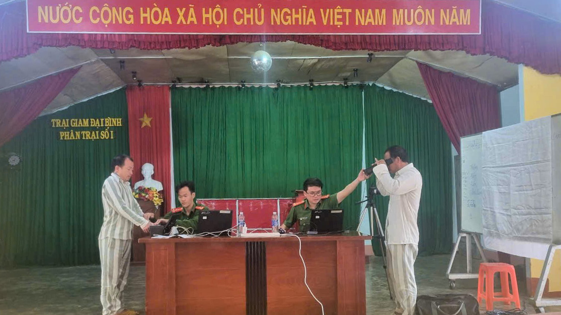 Tiếp nhận hồ sơ cấp CCCD cho phạm nhân tại Trại giam Đại Bình được đặc xá