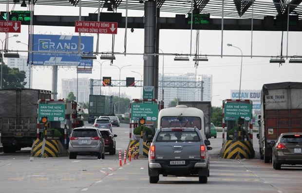Bộ Tài chính làm rõ quy định sử dụng xe ôtô phục vụ công tác