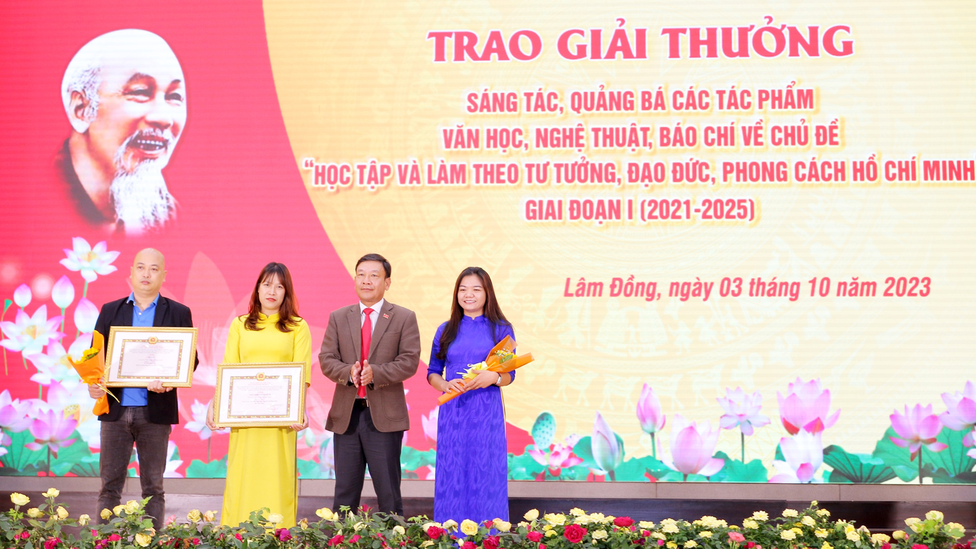 Trao Giải thưởng sáng tác, quảng bá tác phẩm văn học, nghệ thuật, báo chí về chủ đề “Học tập và làm theo tư tưởng, đạo đức, phong cách Hồ Chí Minh” giai đoạn I (2021-2025)