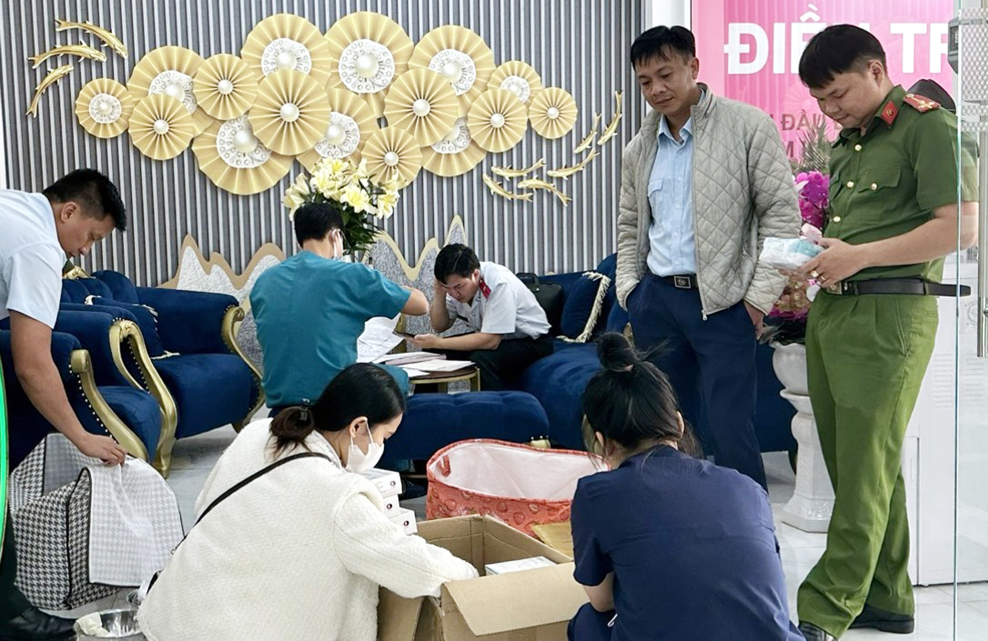 Đình chỉ lưu hành, thu hồi mỹ phẩm không đạt tiêu chuẩn chất lượng