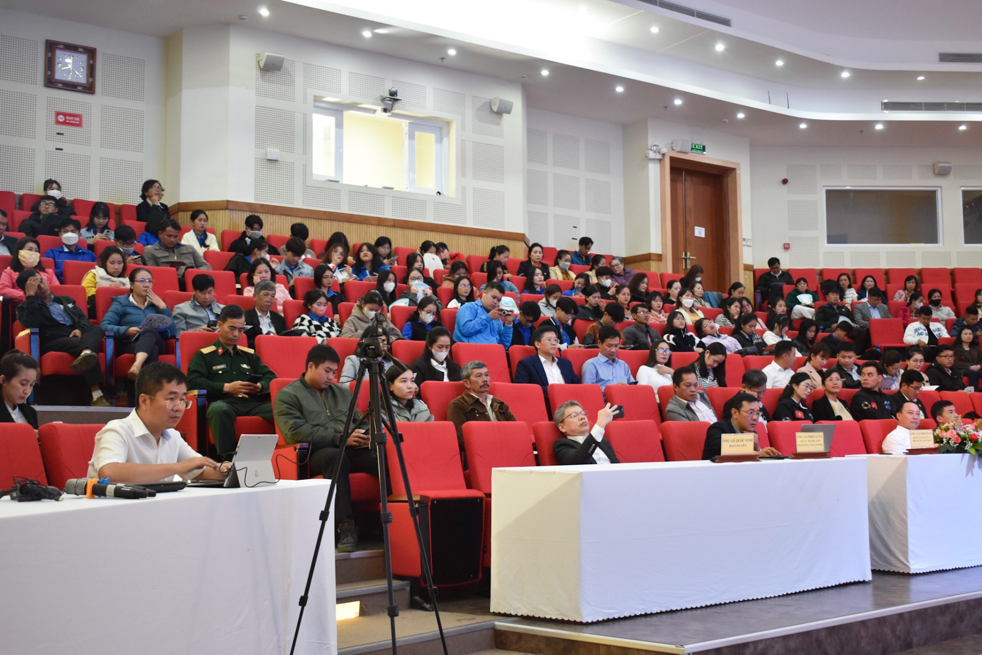 Nâng cao kỹ năng chuyên môn, nghiệp vụ về truyền thông môi trường