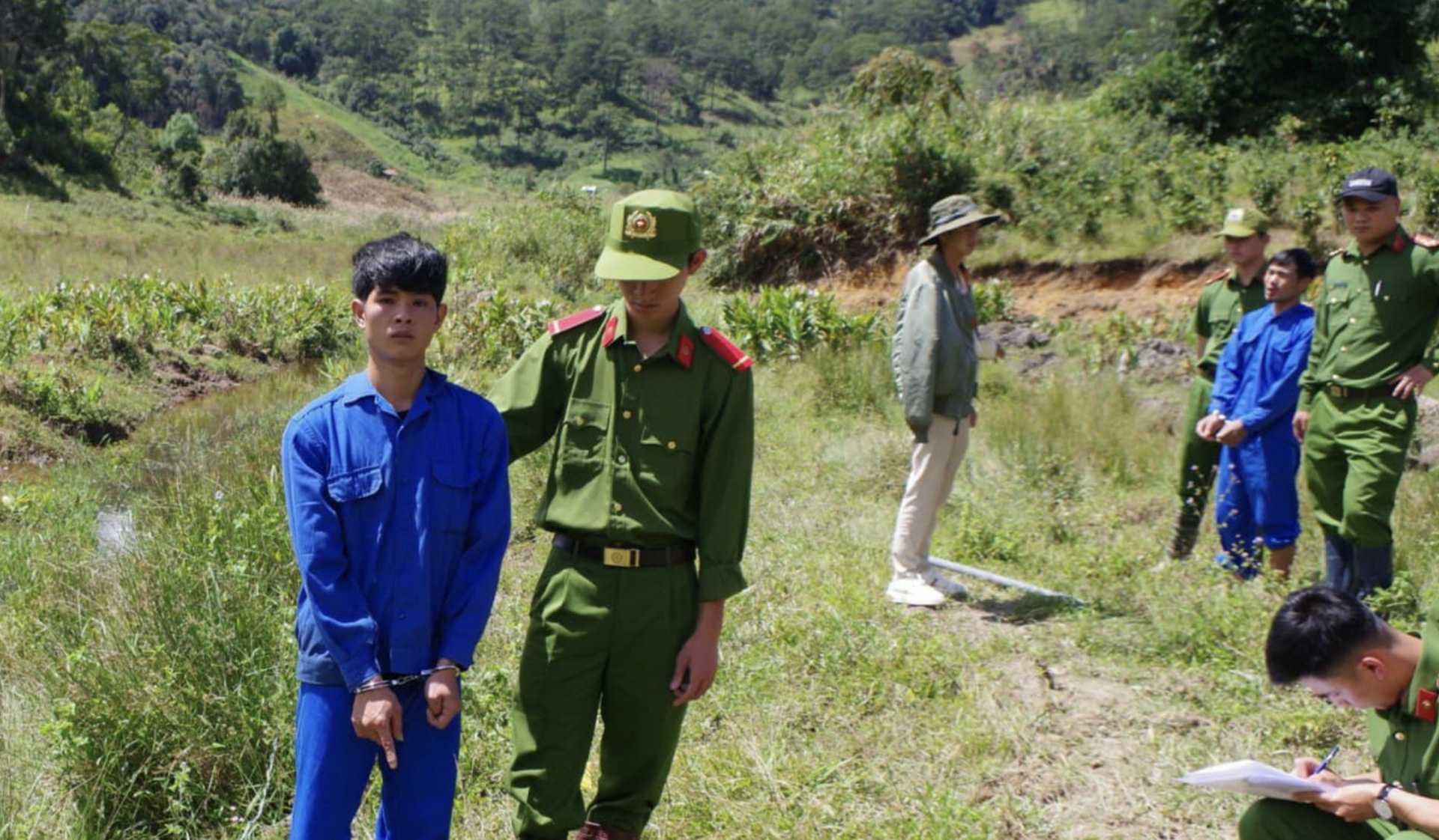 Lạc Dương: Khởi tố 2 bị can tội cố ý gây thương tích và cưỡng đoạt tài sản