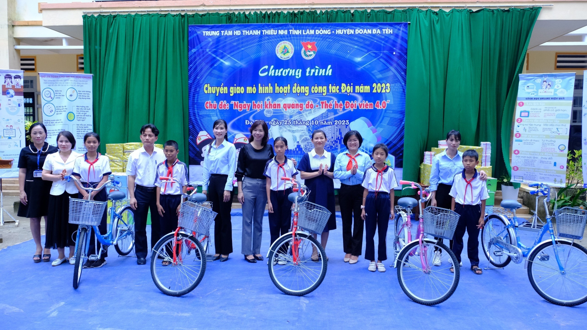 Chuyển giao mô hình hoạt động công tác Đội cho học sinh huyện Đạ Tẻh