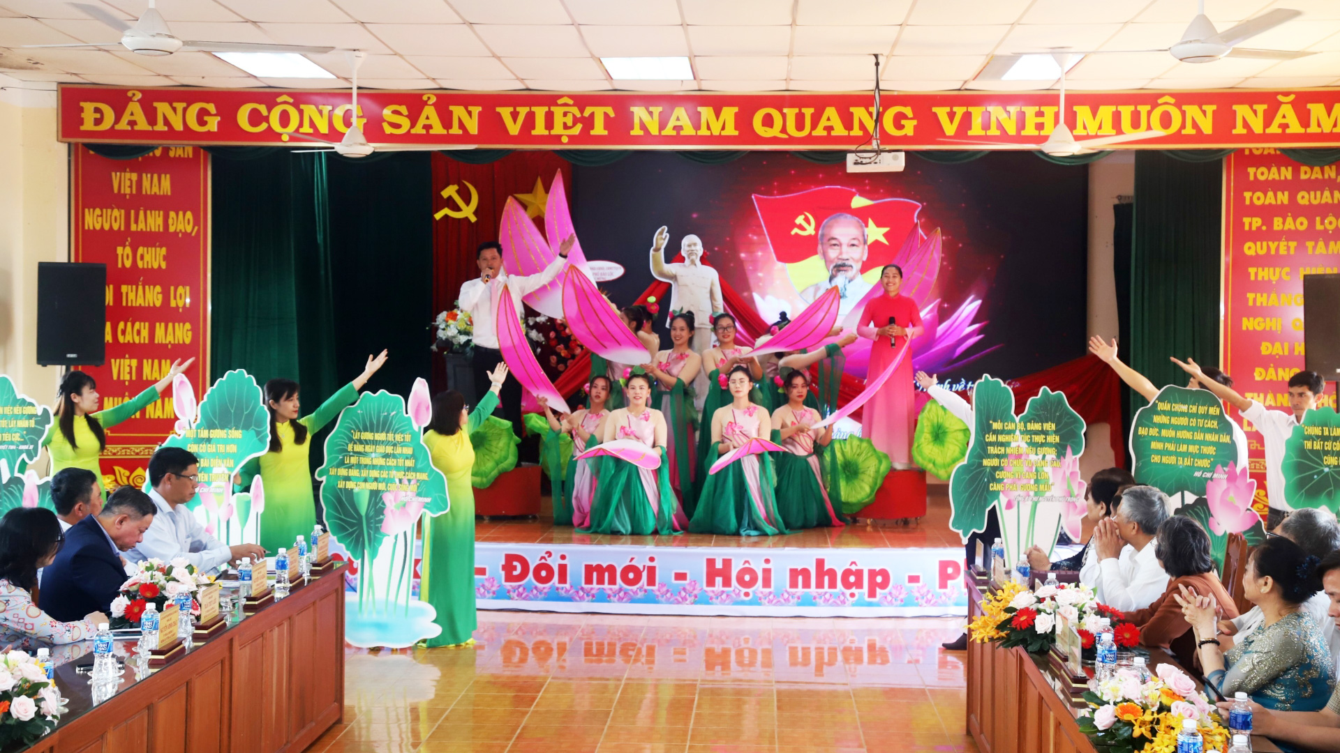 Bảo Lộc: Gặp mặt kỷ niệm 75 năm Ngày truyền thống ngành Kiểm tra Đảng