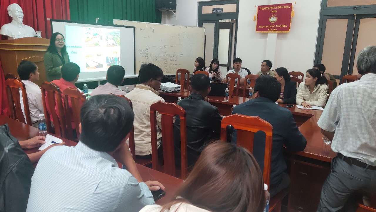 Chuyên gia Đức hỗ trợ nông dân thành lập hợp tác xã