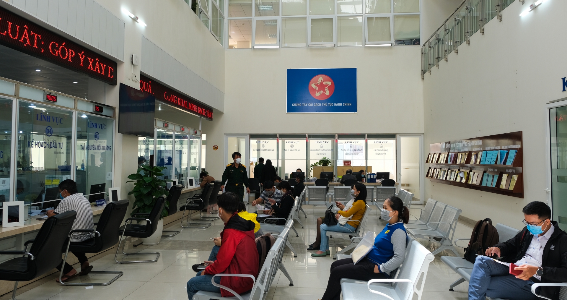 Chấn chỉnh, tăng cường kỷ luật, kỷ cương trong cơ quan hành chính nhà nước