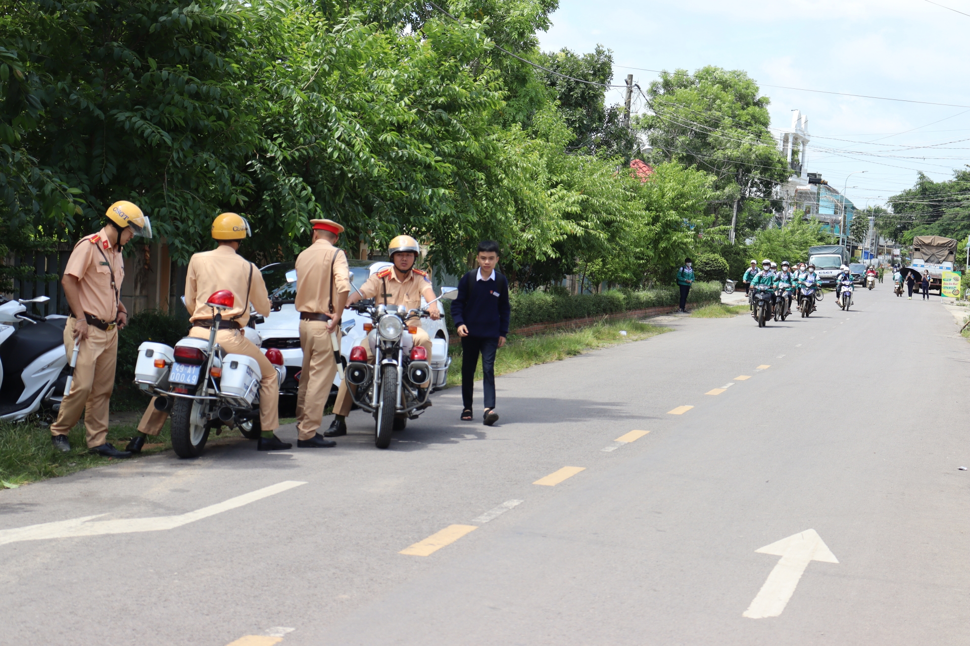 Đơn Dương: Tăng cường kiểm tra, xử lý học sinh, thanh thiếu niên vi phạm trật tự an toàn giao thông
