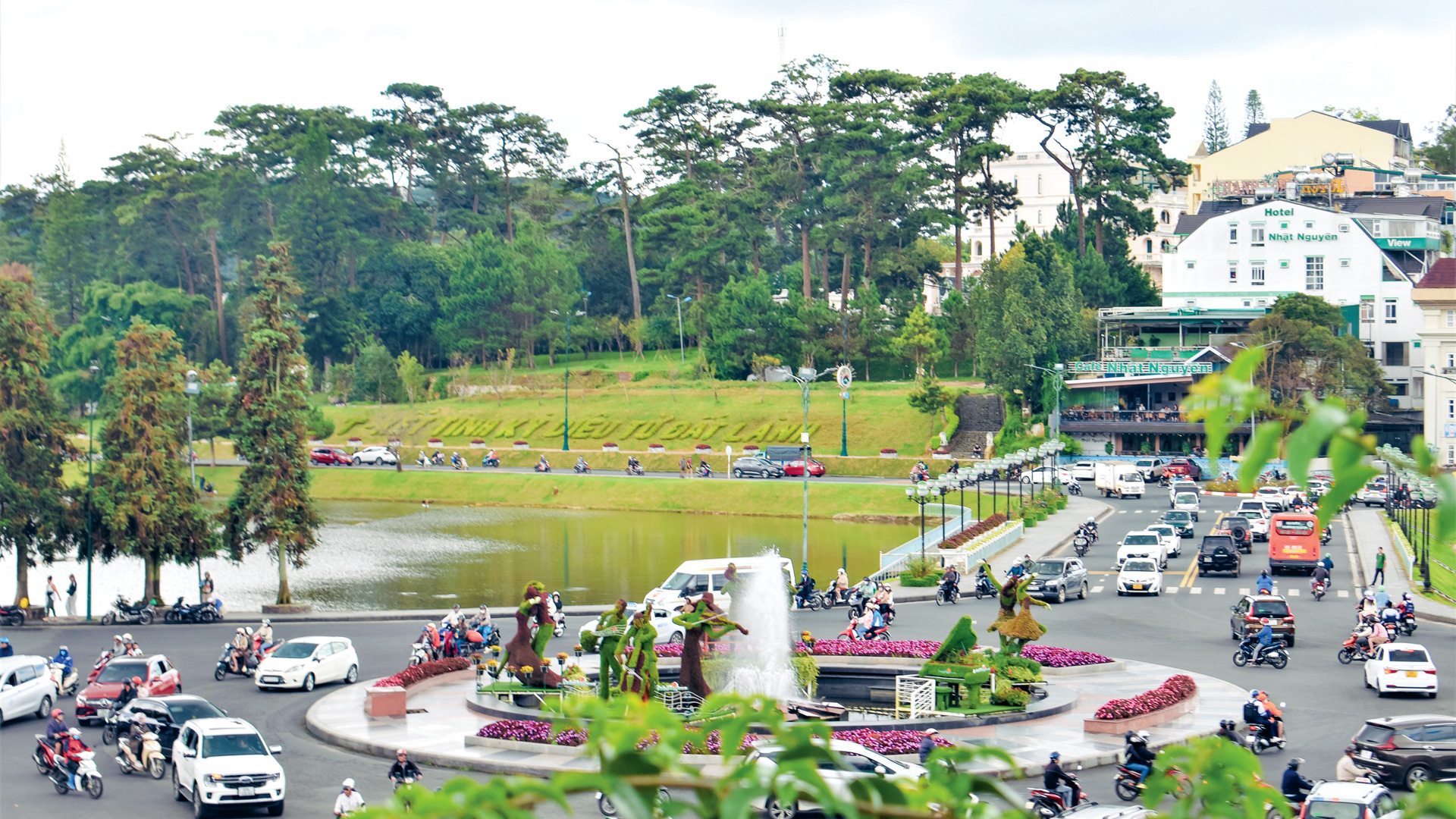 Để thành phố xanh - sạch - đẹp - sáng hơn