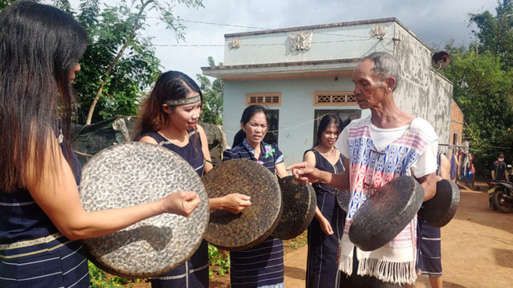 Nhiều hoạt động nhằm bảo tồn, phát huy giá trị văn hóa truyền thống