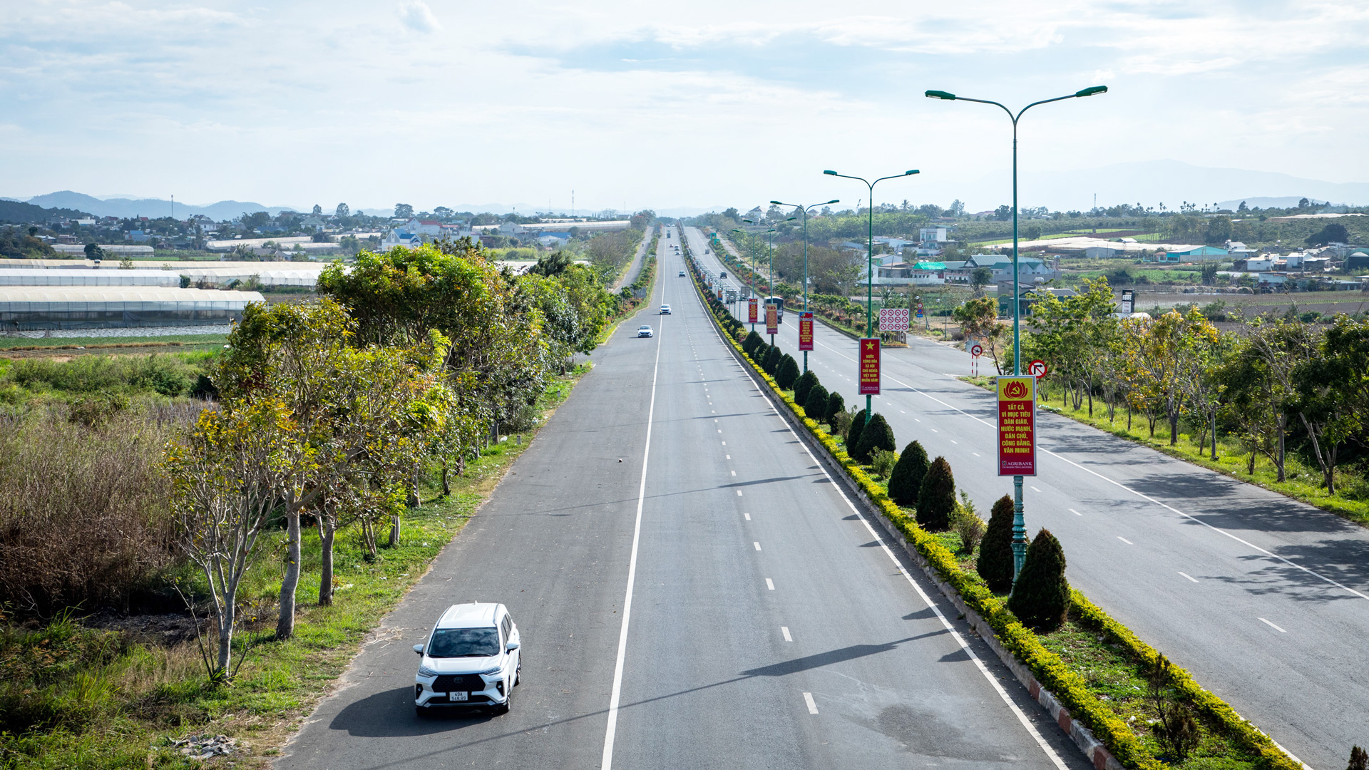 Nỗ lực để khởi công cao tốc trong năm 2023