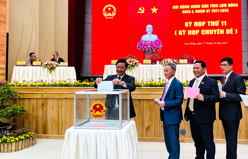 Kỳ họp thứ 11 HĐND tỉnh khóa X thành công tốt đẹp