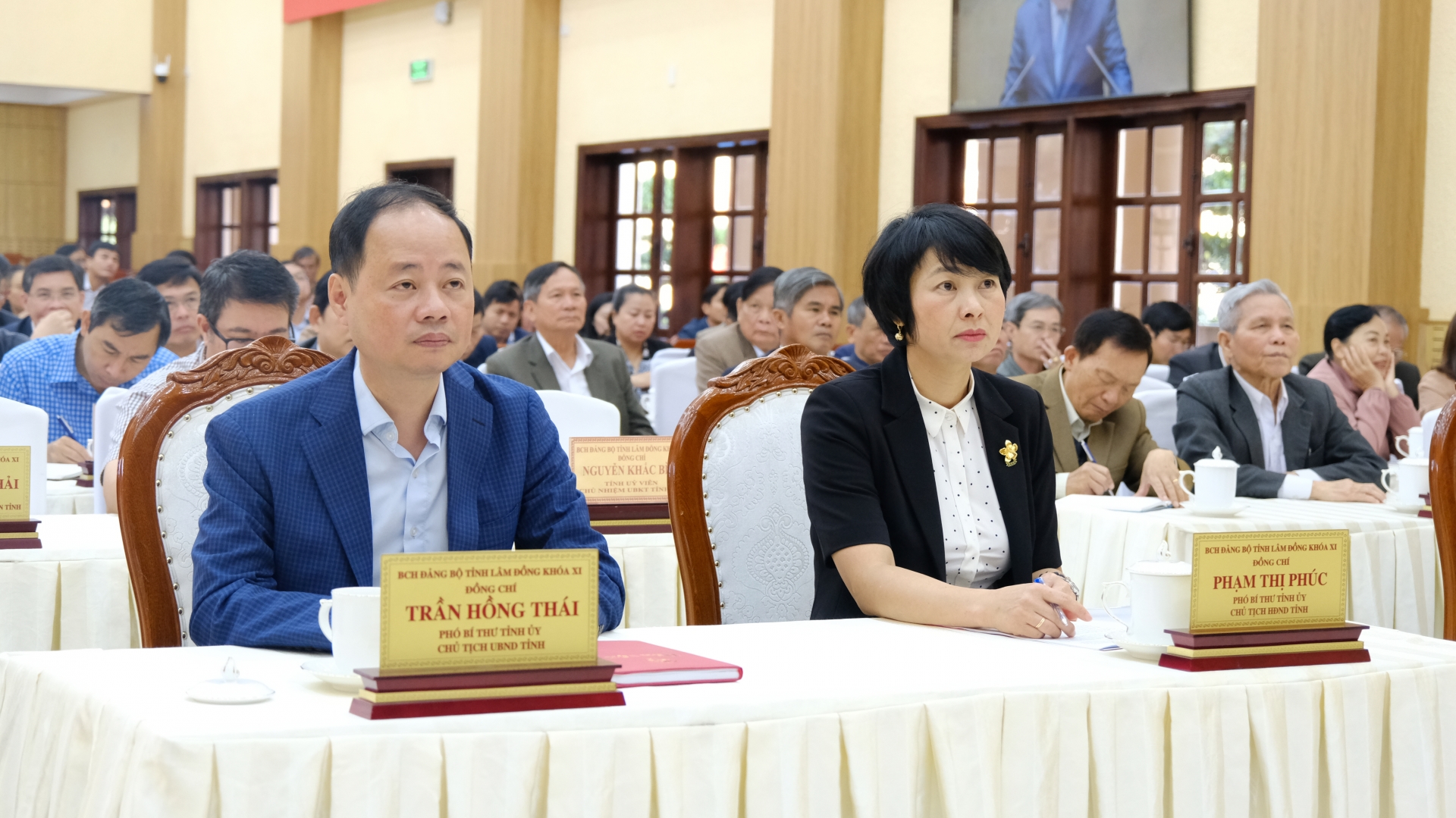 Hội nghị toàn quốc quán triệt, triển khai thực hiện Nghị quyết Hội nghị lần thứ mười Ban Chấp hành Trung ương Đảng khóa XIII